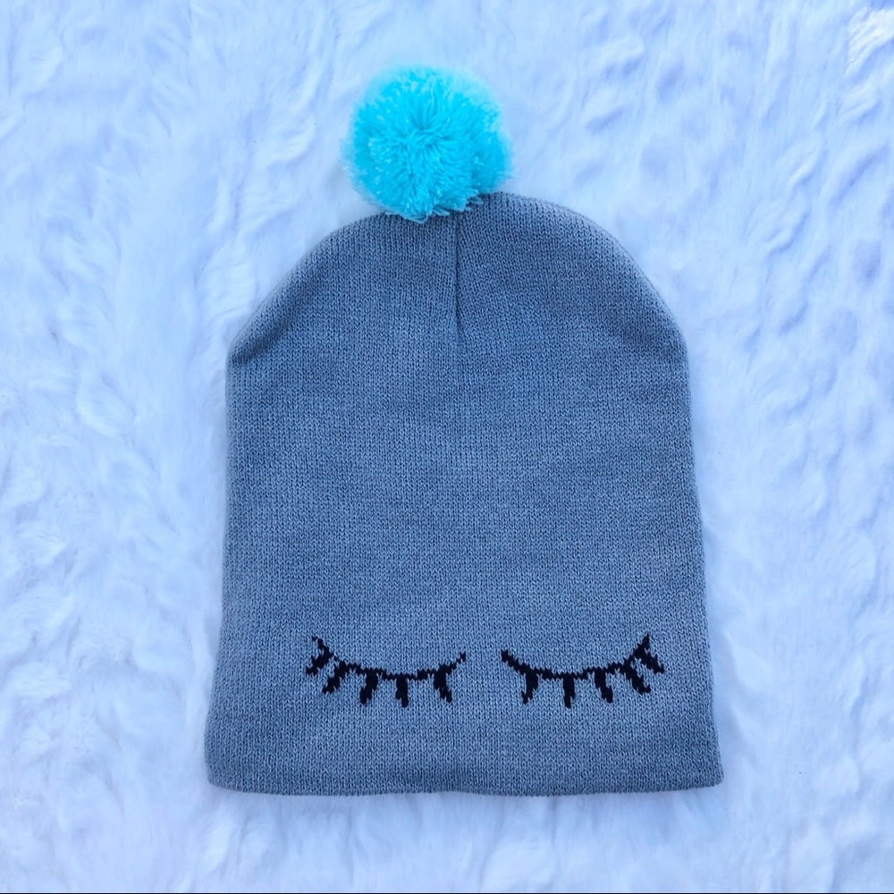 Little Girls gray eyelash beanie